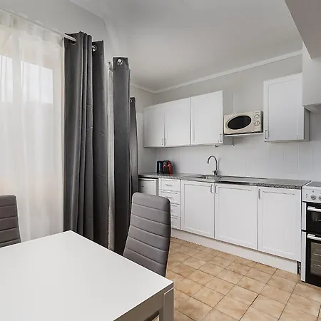 דירה Arnaldo's *